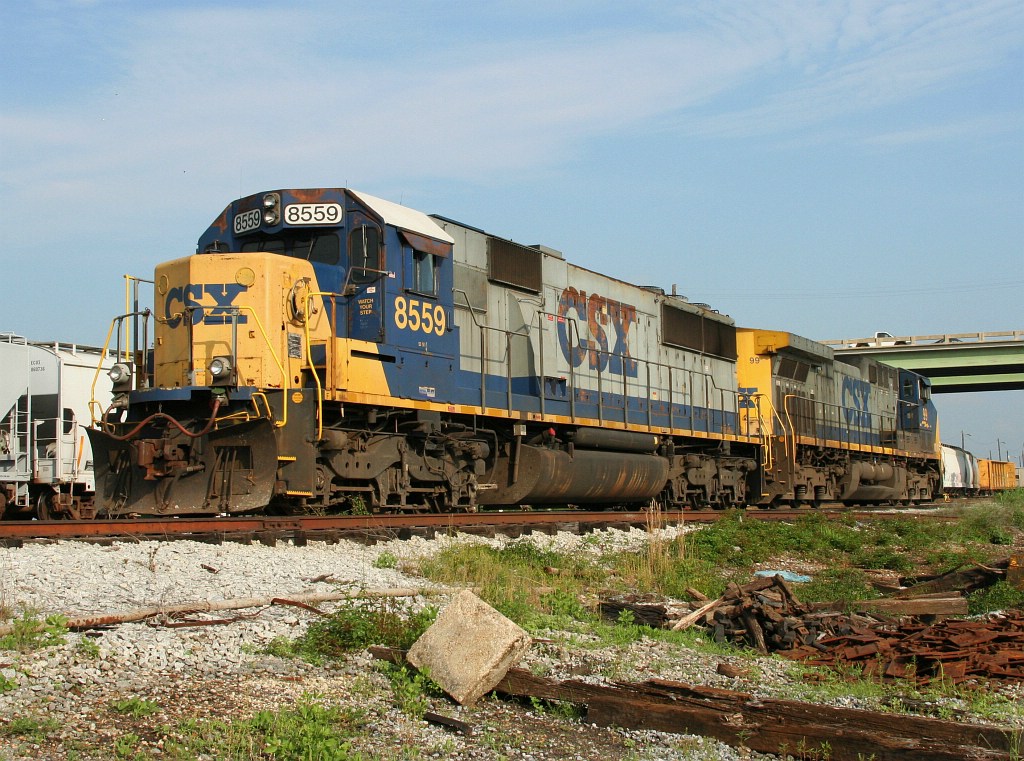 CSX 8559 indicated as an SD50